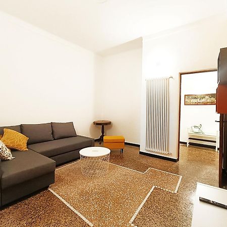 Ravecca Corner Centro Citta' Apartment Genoa Bagian luar foto